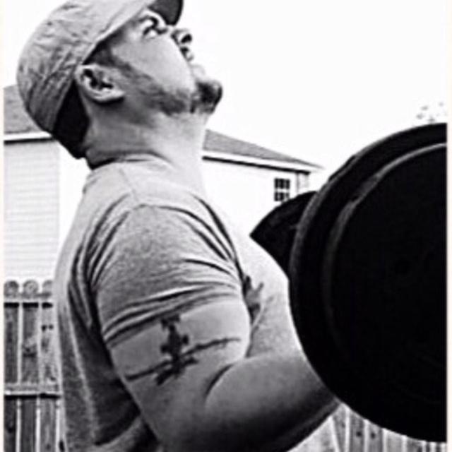 TweetSupplies's profile picture. Discount Fitness Price Finder