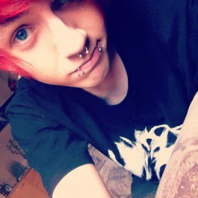 im death i love my baby scar |taken./bi| //hey im max and im taken by my baby. |taken/gay|im Gigi :3 |taken/straight/|Heyo Alex |bi/single | im bea /bi/taken/