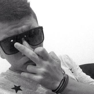 muito_menos's profile picture. ⋆ wahtsApp: 04799798593⋆