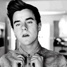 follow @positiveconnor or im unfollowing!