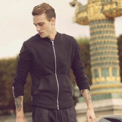 julien_szn's profile picture. 