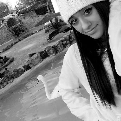 'no se olvida a quién se ama todavía'. Fuego ♥ [ Irmas. pzs ]