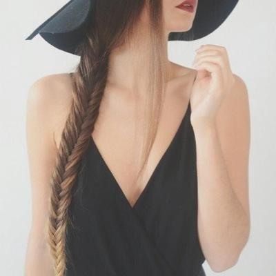 Health, fashion, makeup and anything else that I find beautiful.