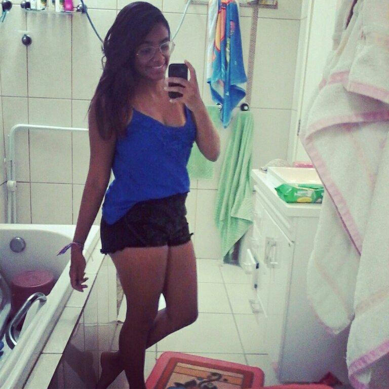 Deus me livre de fofoca.