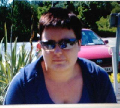 linzistead's profile picture. 