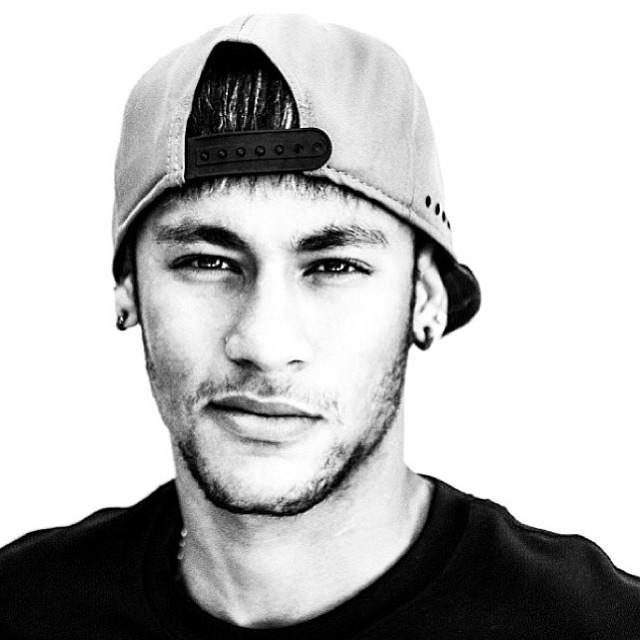 se fosse possivel escolher entre ficar com você ou viver eternamente eu escolheria ficar com você,porque sem você eu nao posso viver @neymarjr