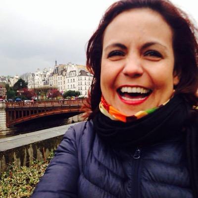 vanialoveslife's profile picture. 