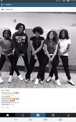follow me n ill follow back ☝