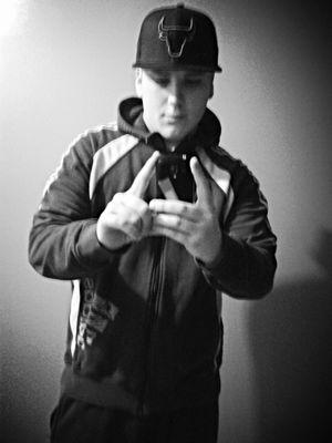 Resident Mc@ BounceInc Hardcore Mc #keepitlethal #Tiz-all-about-the-powerstomp !ANGERFIST!