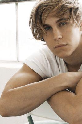 G_DayneReborn's profile picture. Darkstar. House Dayne of High Hermitage. #WesterosReborn N/A with HBO or GRRM.