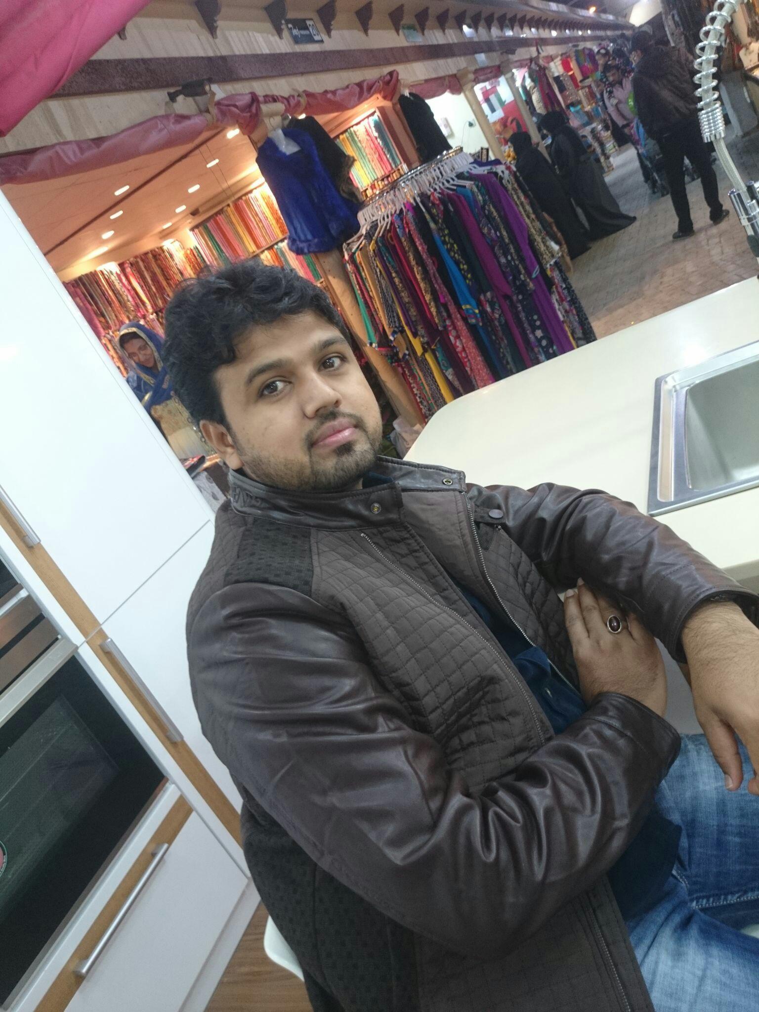 abbasfm21's profile picture. 