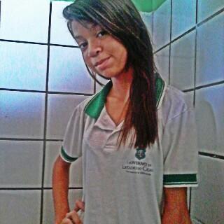 solteira, 15anos mas feliz impossível!!!!