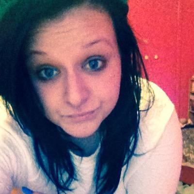 Hey my name ia sophie but liked to be called soph and i live in lincoln if you follow me i will follow you back :)