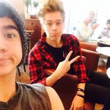 I'm here for 5sos❤️Follow back pls!