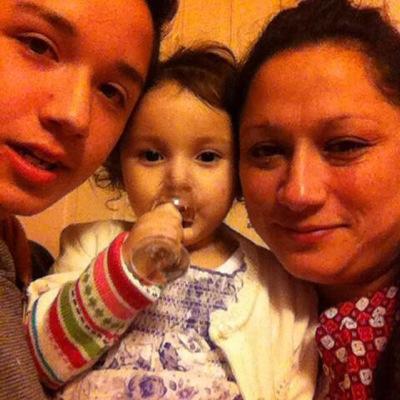 Paolybarri's profile picture. Puertomontina de ❤️ Alegre, romántica, me gusta escuchar música, compartir con mis amigos, regalonear con mi familia.