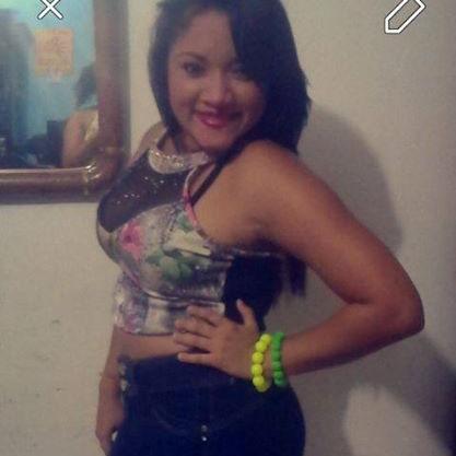 Mujer Qe le guste el VALLENATO por ley es CELOSA ;)