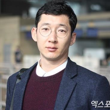 안녕하세요! LG Twins 내야수 NO.52 손주인 선수의 봇계정 입니다! 일정시간마다 손주인 선수 관련 DB가 올라오며, 멘션 주시면 맞팔합니다^_^!