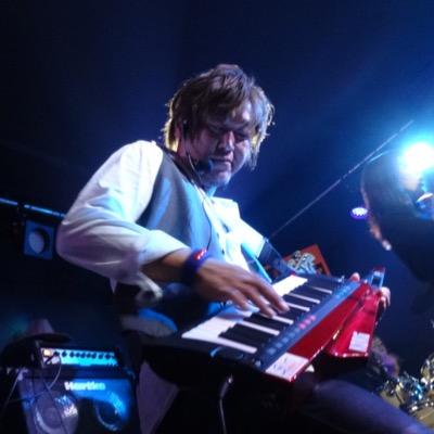 KazuSelfish's profile picture. SELFISHとONE AIR GENESISとFRANK IN SENSEのリーダーです(^^) よろしくお願いします。どのバンドで使うかはわからないですが、このTwitterだけにオリジナル音源を掲載したりしてます。https://t.co/7I6mMvZaeh https://t.co/2WrlmGEvSv