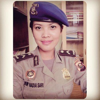 Nadiasarie's profile picture. A girl who loves pink too much ♡ . Informatic engineering of Institute Technology Indonesia's. line & instag : hennyns.