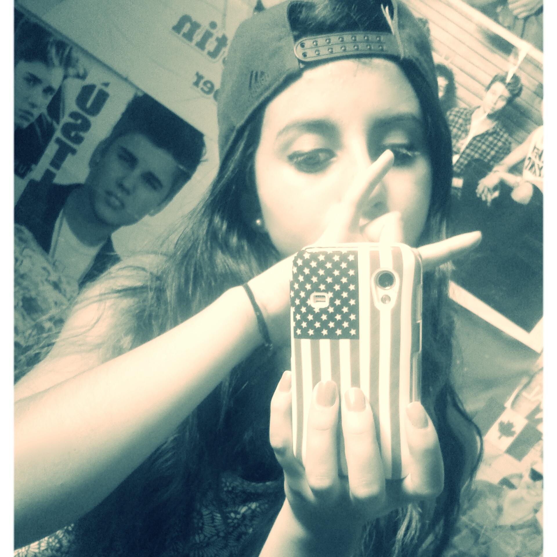 vivianamillar1's profile picture. ♚JUSTIN DREW BIEBER FOLLOW ME  PLEASE ♚  ♥BELIEBER♥