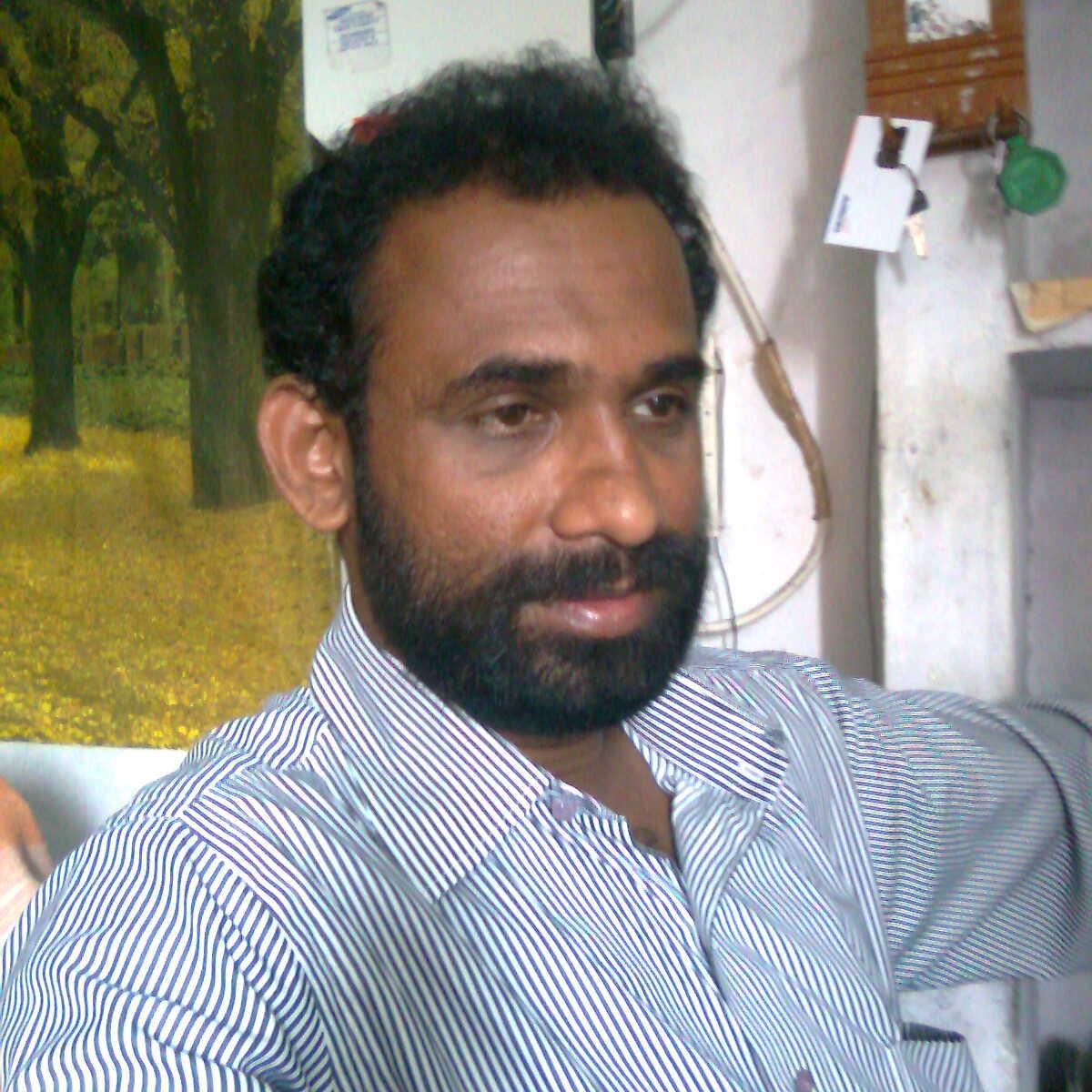 MagazineDivine's profile picture. 