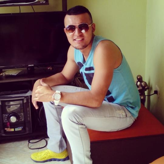 FUTBOL * VOLEYBOL - Cada dia me esmero por tener una Vida Agradable - PIN: 29DDE97A