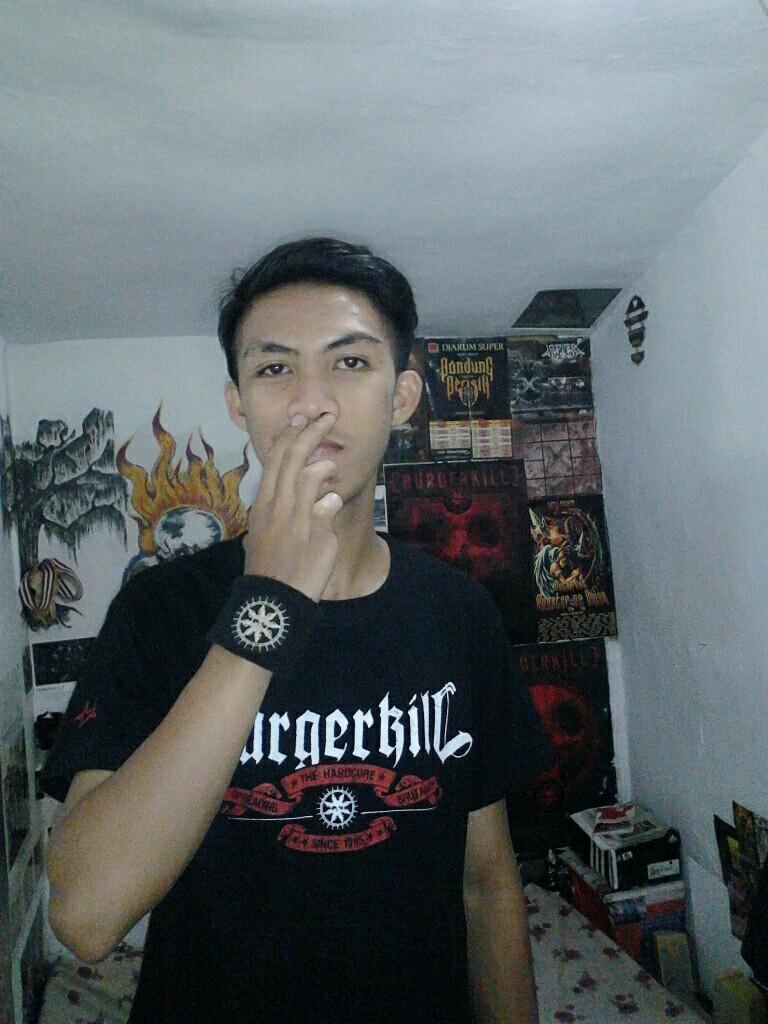 FannyHandriyana's profile picture. i realized that big dream has to be pursued with hard work