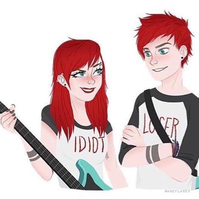 hey! follow @maloleyfthoran ! ;D