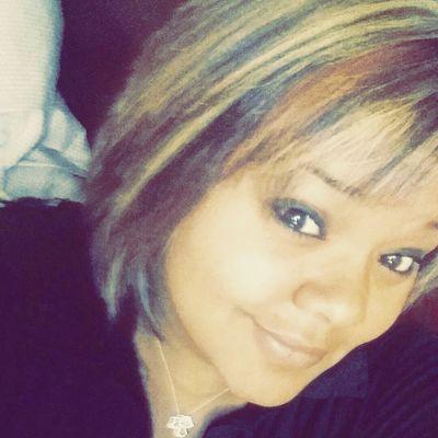 19
snap: raeannemma
Ig: MrsThickness22
Facebook: RaeAnn Emma BeKill'nEm