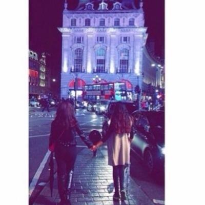 تبي تقول حكي لشخص تحبه تعال دي ام مع اليوزر حق الشخص وانا راح اوصله بدون مايدري 
just smile ya baby ✨