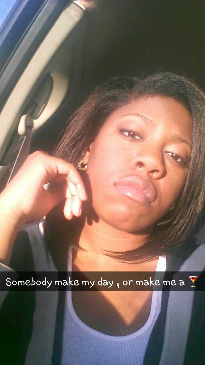 ohanaalease's profile picture. i piss off the irrelevant daily , hahaha oops. sorry not sorry . follow for a follow back . .