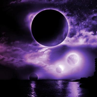 Gamer Girls will rule the world! Xbox One gamertag NSGxKiLLa LiLy. Clan Leader of New Standard Gaming. http://t.co/69CKbTRDCV