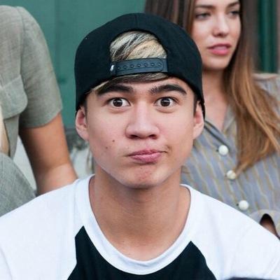 check my imagines out!!!! see if they're good or naw 
CALUM GIRL❤❤
