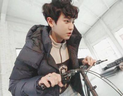 บอท ยอล เสะ ^..^ (โสด)