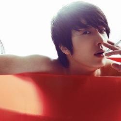 18+ or more. wanna play with me? #kaumhorny#negriyadong