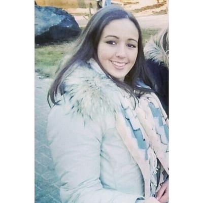 helensophie_'s profile picture. 