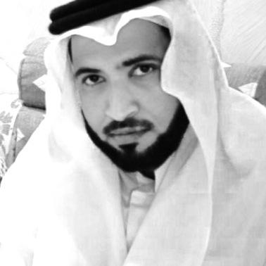 ليس بيني وبين آدم أبٌ حي ، عريق أنا في الموتى