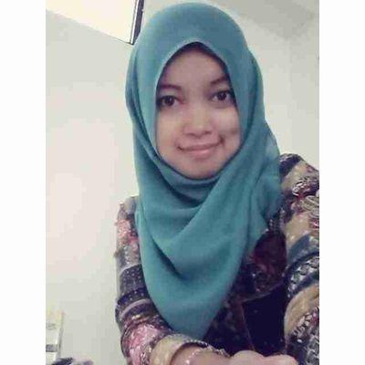 slalu tersenyum...