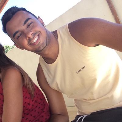 Agradeço a Deus pelo que conquistei ate agora, mas peço a Ele para me dar sabedoria para conquistar muito mais..