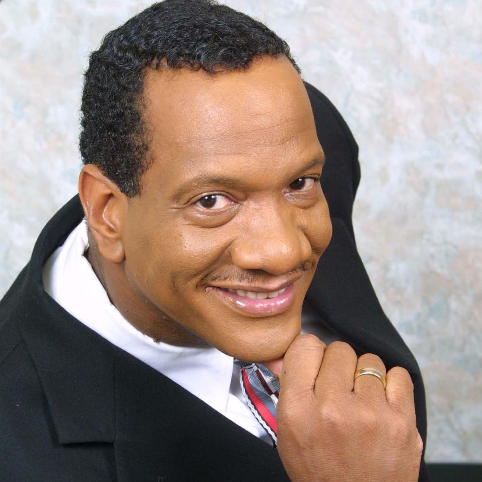 therealrealjr1's profile picture. 