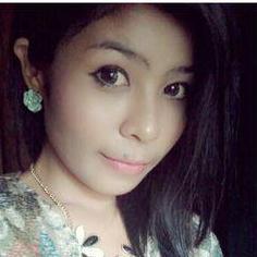 FitriaMahyar's profile picture. 