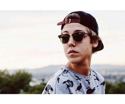 Just a 16 yr old girl that's loves magconツ and is obsessed with ♡Matthew Espinosa♡ Follow me on instagram:@sassymattchu ❤
