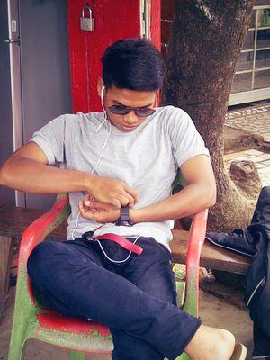 raihanrosario's profile picture. #LFC : 18 league | 7 FA Cup | 8 Capital One Cup | 5 UCL | 3 UEFA Cup | 3 Super Cup #YNWA Arekas79