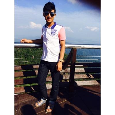 muhdfuad9's profile picture. Cinta tak perlu dipakse.Takut nanti ada yang kecewa.Kerana rasa cinta itu hadir dengan Izin-Nya.