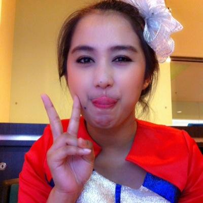 yuliaputri19's profile picture. Just me !!