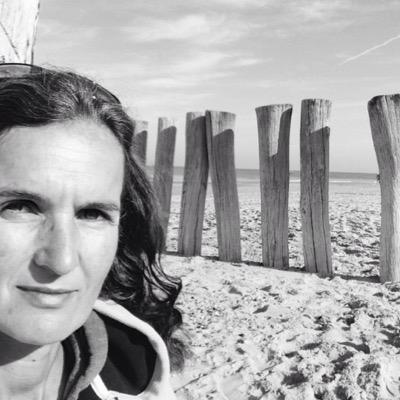 HR manager | Senior Business Partner Legal & Benefits | Love for travelling | My tweets are passionate, funny, serious, lighthearted, educational and 100% me!