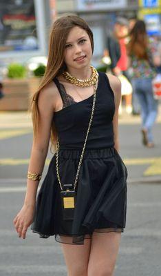 ComftyUsert's profile picture. Люблю петь,танцевать,рисовать,гулять и много общаться!)))