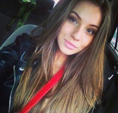 LaAcabada's profile picture. sabias qué nada podría salir peor , pero aun asín te aferras a la poca esperanza qué queda y luchas asta él puto final.