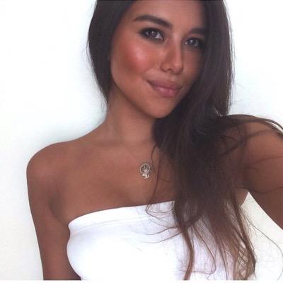 aliceebates92's profile picture. 