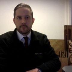Bespoke Flooring Consultant at Weldon Floors, food and drink enthusiast, foreign film fanatic, music lover and adventurer.
